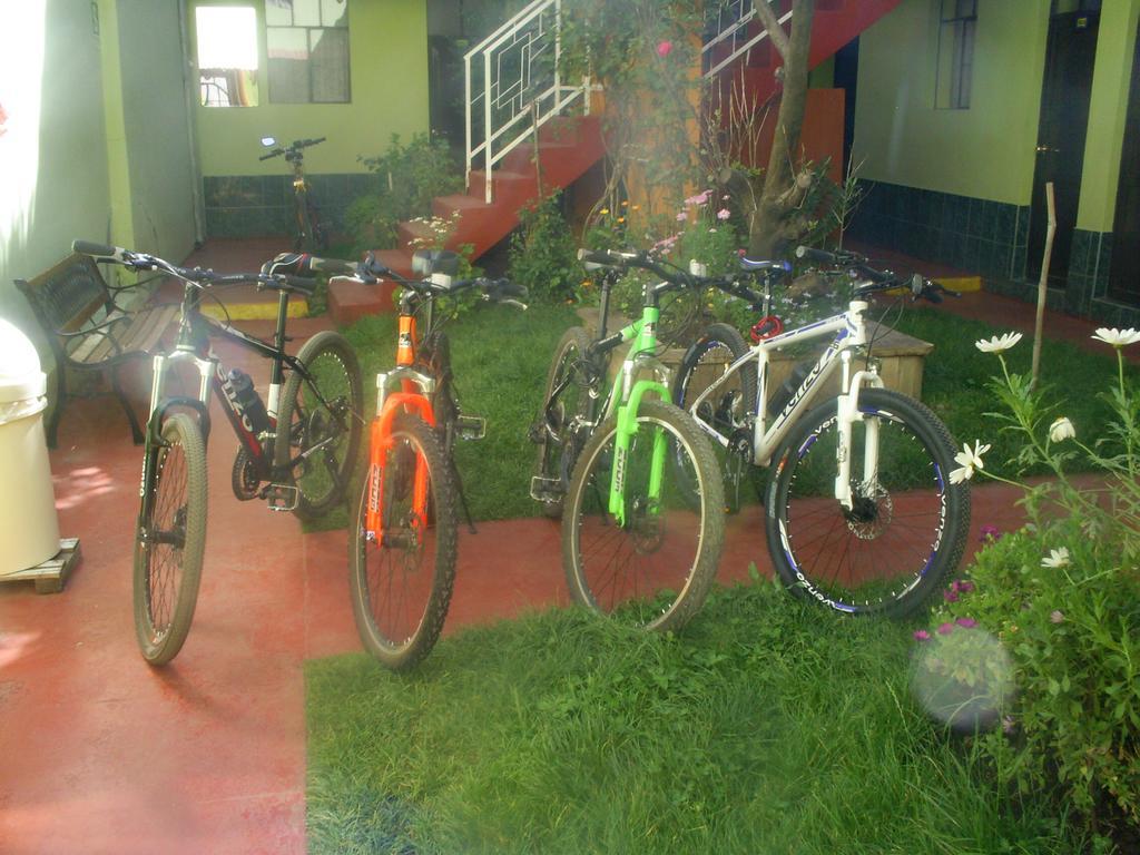 El Manzano Guest House Puno Kültér fotó