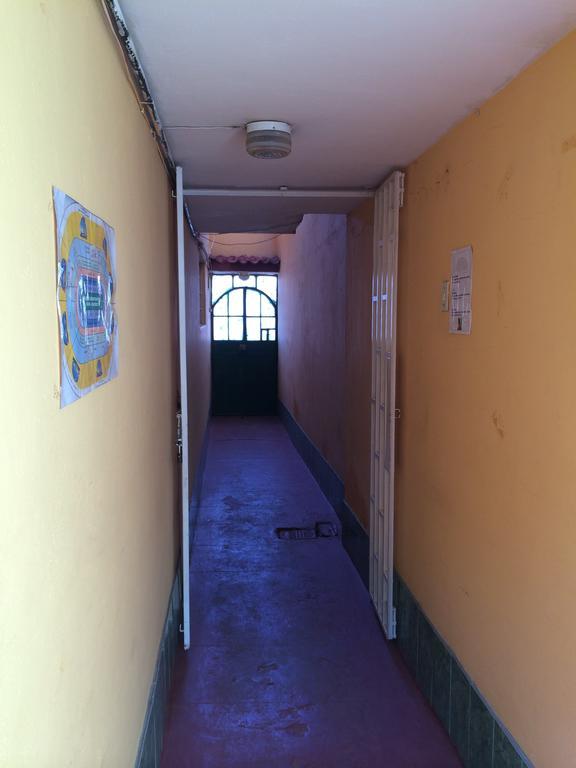 El Manzano Guest House Puno Kültér fotó