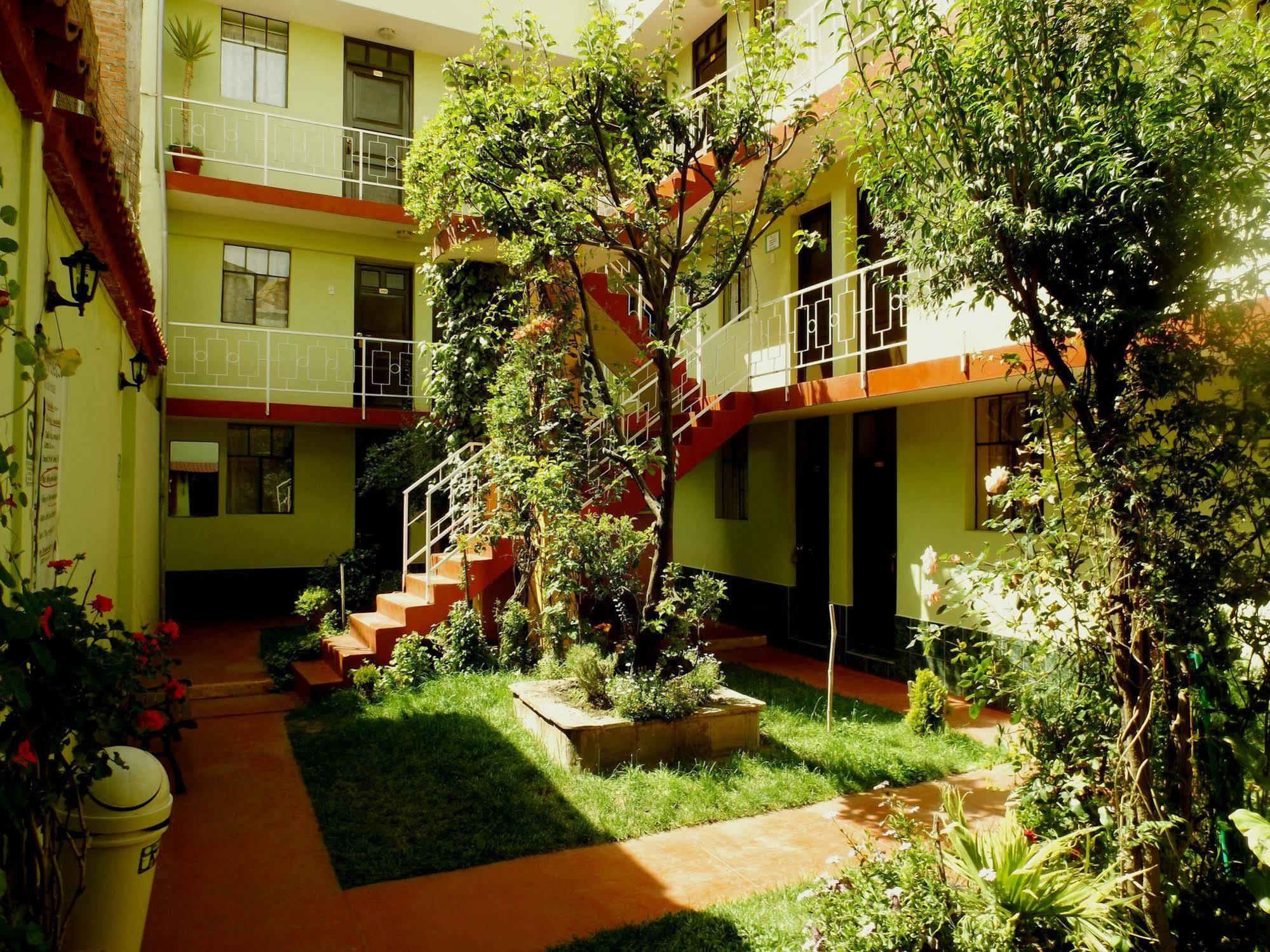 El Manzano Guest House Puno Kültér fotó