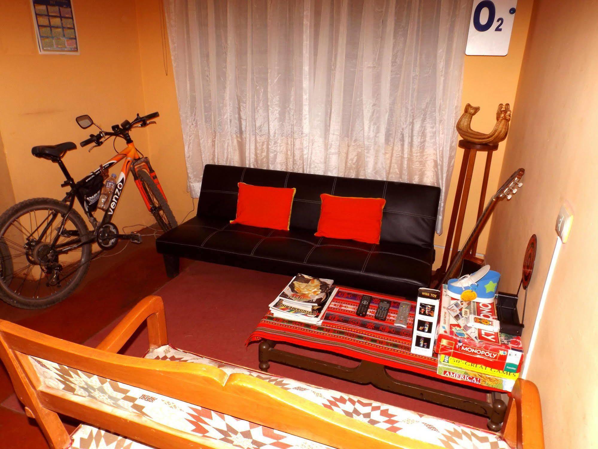 El Manzano Guest House Puno Kültér fotó